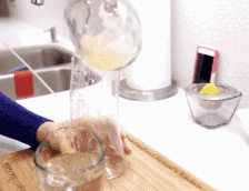 下水道|把小苏打撒到家中多个角落里，第二天起床看呆了