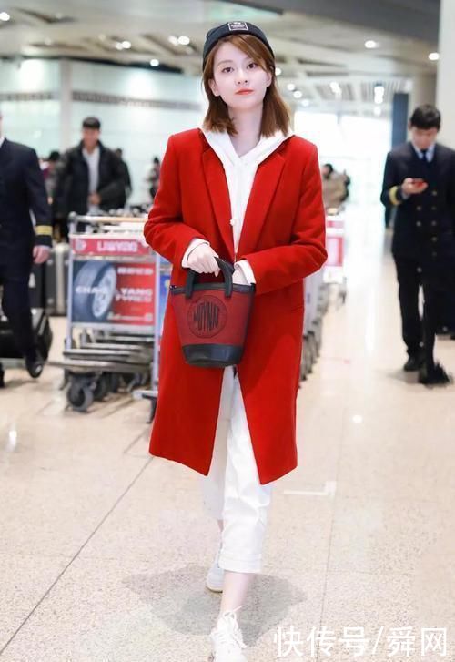 新年怎么穿?既时髦又让七大姑八大姨挑不出毛病