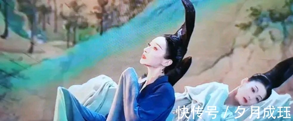 千里江山#今年春晚的舞蹈《只此青绿》让人对宋朝文化有了沉浸似的体验