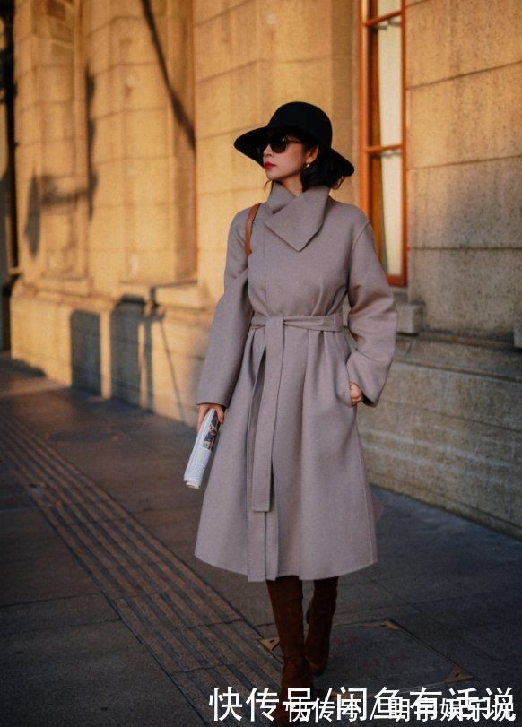 街拍 冬天别只知道羽绒服,穿大衣才高级更显气质,看看三木博主就知道