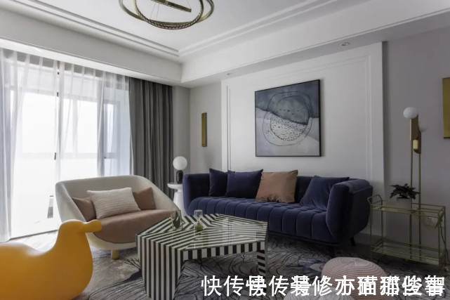 客厅|180平现代风三居室,黑白配的斑马纹茶几是客厅的亮眼的存在