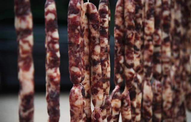 分享冬季常见5种腊味的腌制方法，每种都腊味十足，肉质咸香紧实