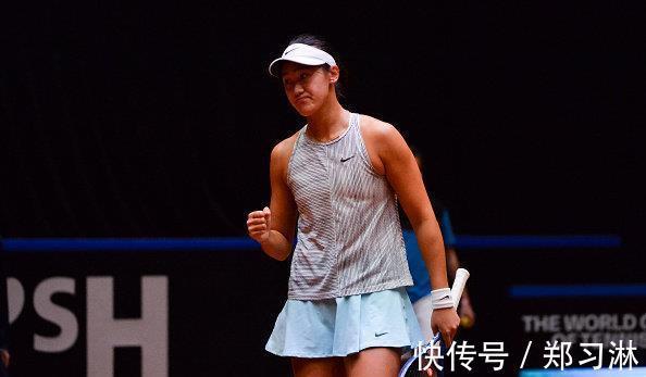中国金花|中国网球一喜一忧!20岁新星2-0横扫日本选手,王蔷却再遭一轮游