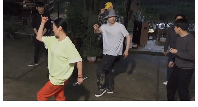 陈赫|从“霸凌”年轻艺人，到被赞如“喜剧人”，那英终于上对了综艺