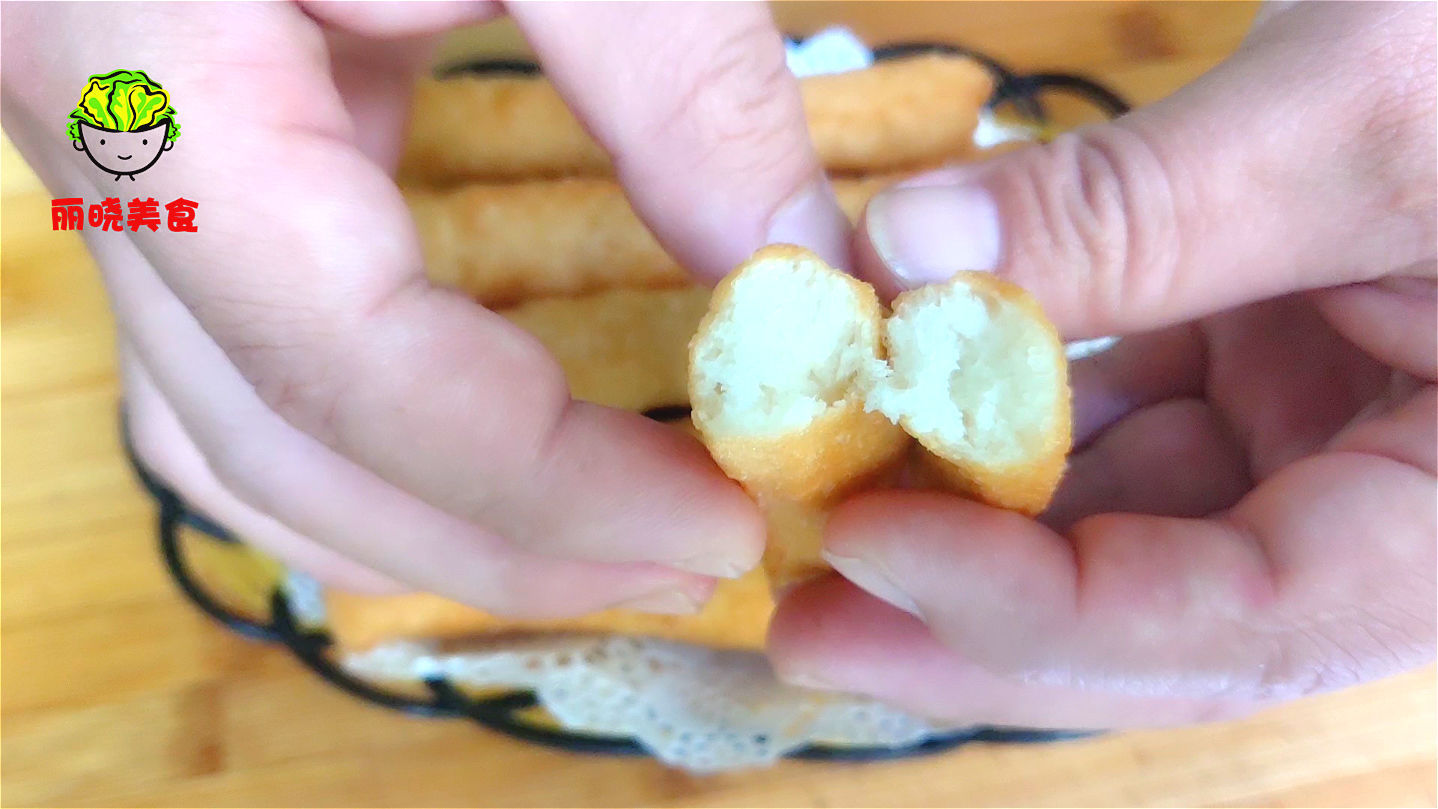 家有糯米粉可以这样做,不蒸不煮不烙,酥脆可口,妥妥的懒人早餐