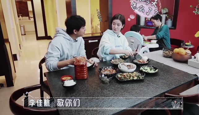 李晟與后婆婆關(guān)系太真實，終于理解她為何讓親媽帶孩子