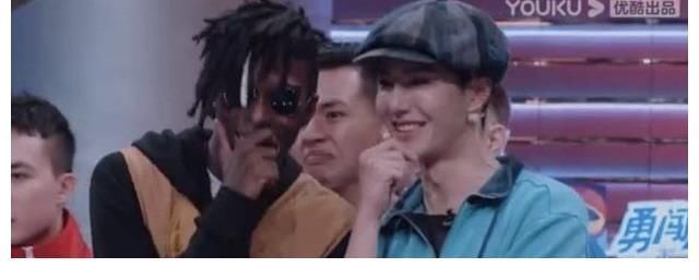 《街舞4》:王一博喜提布布,全程沸腾!粉丝:怕不是脚底有弹簧