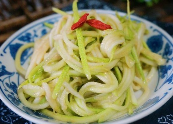 家常如此做，百吃不厌好味道， 下饭又营养，上桌就抢光！