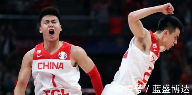 周琦|FIBA点名表扬中国球员，丁彦雨航乌龙受伤，周琦言论疑似表达不满！