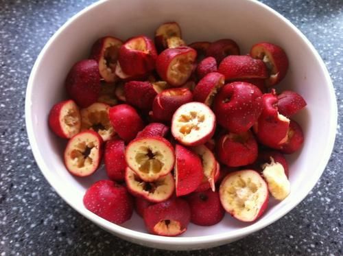 女人別忘多喝這湯，酸甜可口，5塊錢成本，腸道通暢了，小腹不鼓了