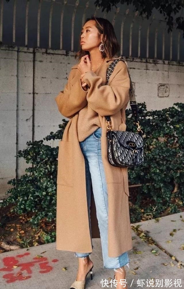 直筒裤 最近火了一种“显高穿法”,叫“大衣+九分裤”,最适合小个子!
