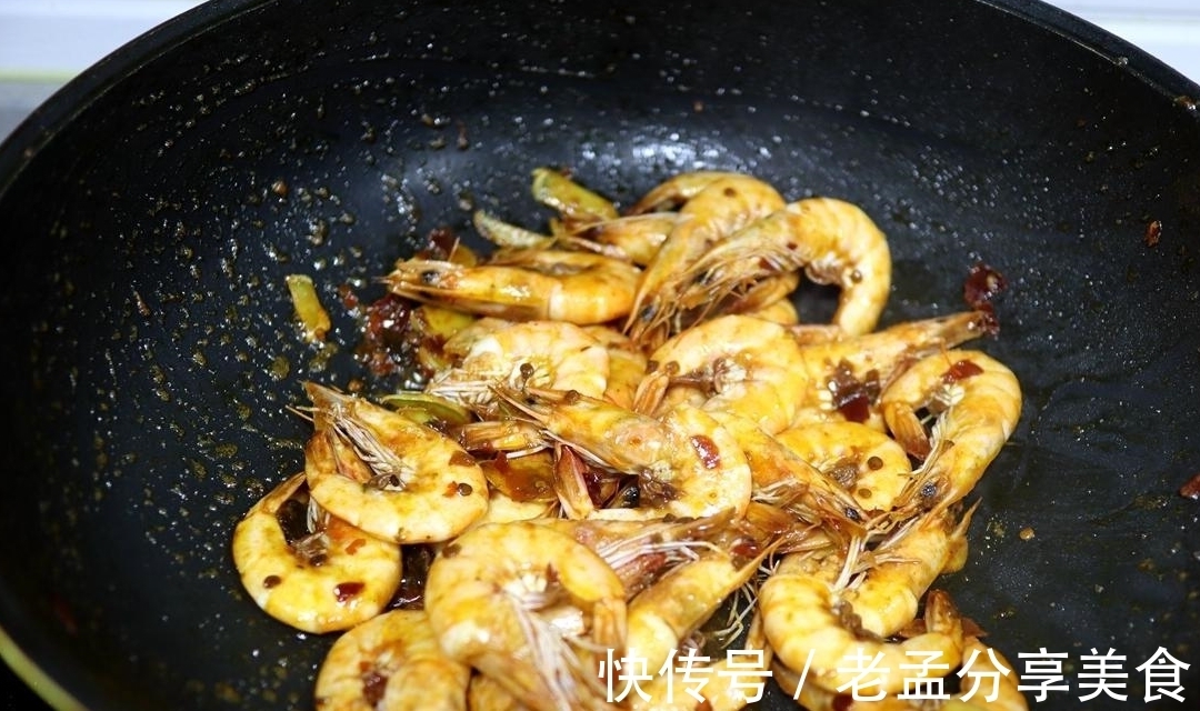 天冷就爱吃这道香辣菜,比肉还受欢迎,低脂少油盐,筷子都没离盆