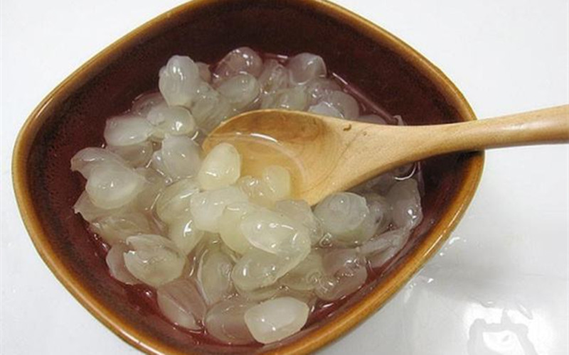 鹌鹑蛋|女性对自己好点，常吃三大“零食”，补充雌激素，六十岁都不显老