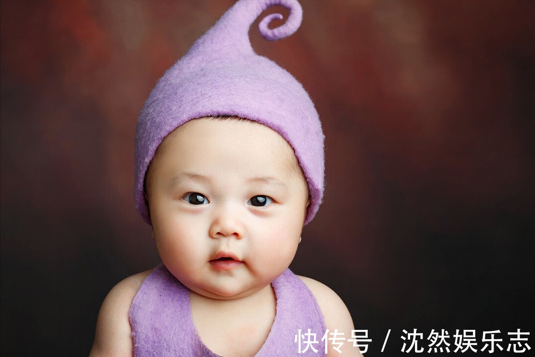 婴儿|宝宝智商高不高,从婴儿时期表现出的6个迹象中,就可以看出来