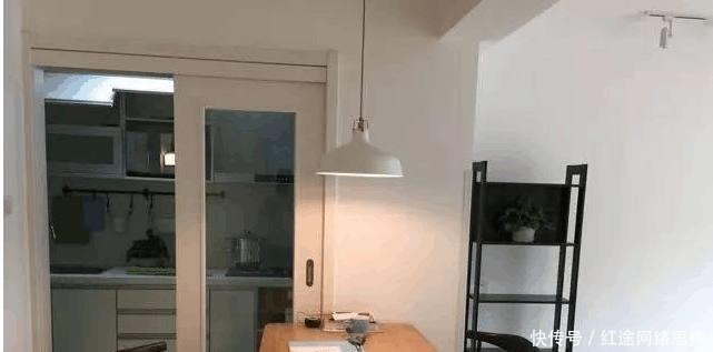 大白墙|新房装修不吊顶只刷大白墙，一不小心成小区最好，邻居挤爆来学！