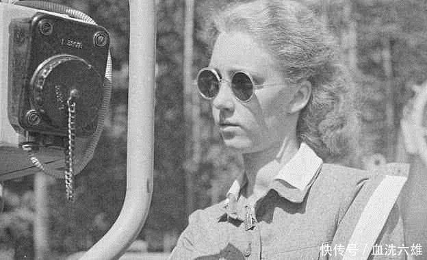 可惜|罕见二战老照片战场上的漂亮女兵！