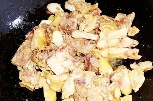 电饭煲|一桌人吃饭只有4道菜,还被夸,有一道菜价值200元,上档次有面子