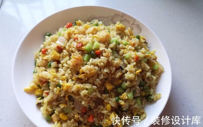 家常炒饭之咖喱炒饭，做法简单，美味营养，一道不错的小白菜谱