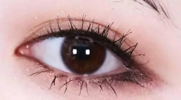 记住这7个裸妆技巧，你就是半个女神