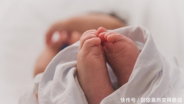 检查项目包|宝宝出生后，这10次体检定要按时去，错过影响大！