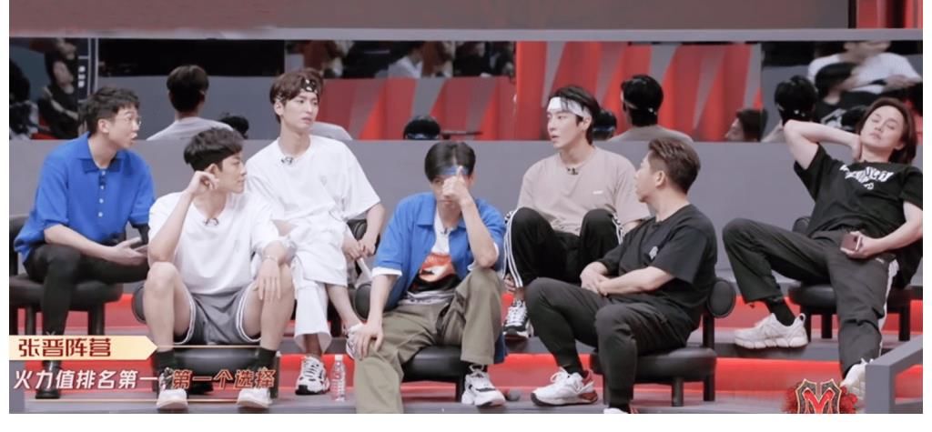 因颜值能打而才华被严重低估，为公演舞台贡献金点子，他不愧为大湾区的智慧担当