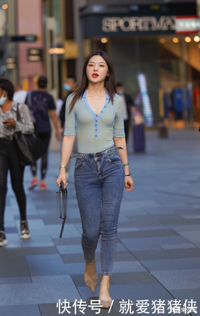 姑娘裤子“自备”腰带，穿在身上还真是省事