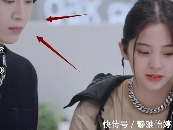 娜比|男顾客上门只想和娜娜凑近乎,谁注意范丞丞的表情?吃醋意味明显