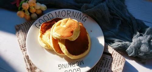 最近很红的舒芙蕾松饼,在家也能轻松搞定,做法很简单