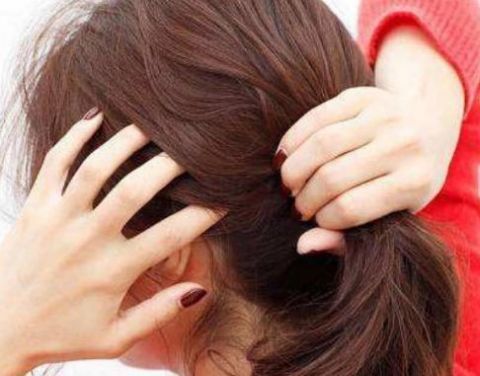 家里地上到处是头发一个方法,地面立马干净,一根头发都找不到