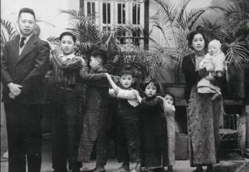 独子|母亲100岁寿辰，独子却噙着泪水说：“100岁了，却守了70年活寡”