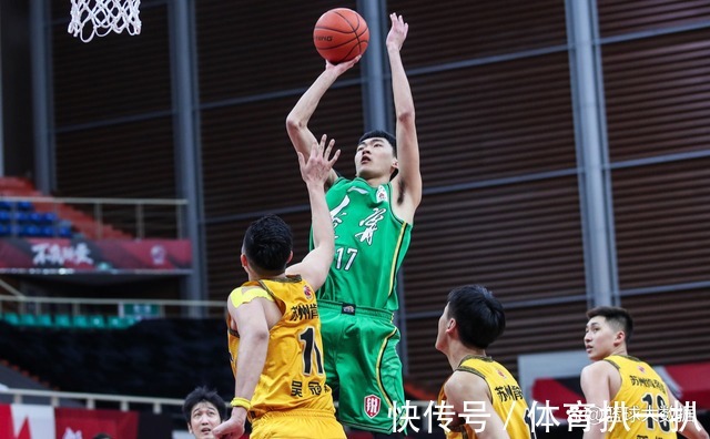 杨鸣|CBA重要交易!曝2米12大中锋离开辽宁男篮,杨鸣支援兄弟球队