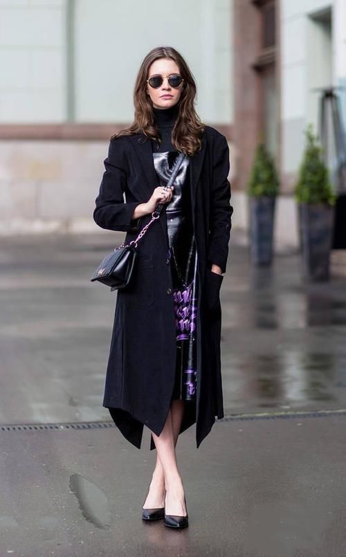 大衣里边穿什么更吸睛？试试“叠穿法”，时髦显品位