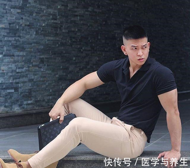 肌肉|这枚壮硕的肌肉直男也太上头了吧!