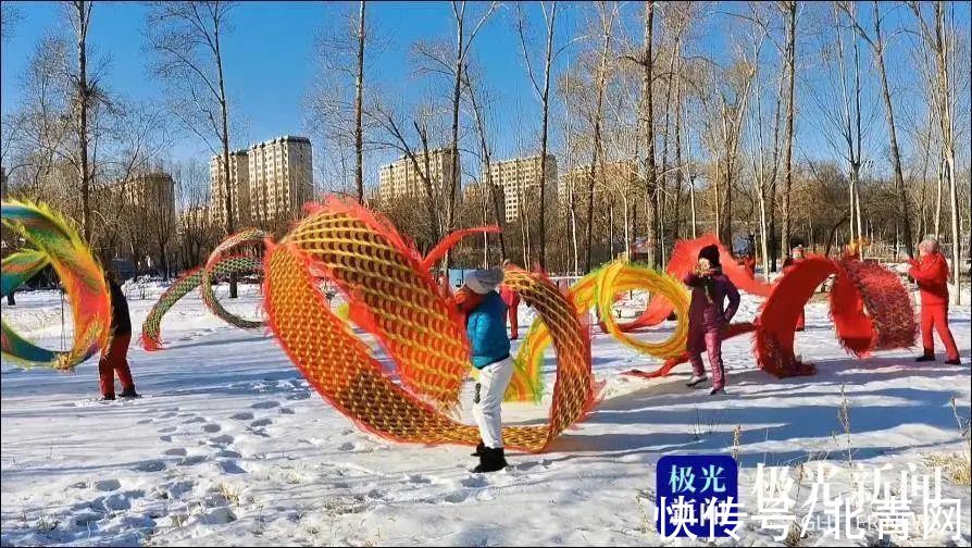 舞龙|冰雪运动搅热寒冬，大家用不同冰雪运动形式，祝福冬奥