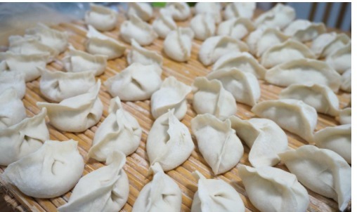 要想西葫芦包饺子不出汤，记住这个窍门，包什么馅都不会失手！