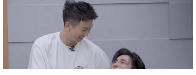 披哥|《披哥》3種差距：1人廣告接不斷，1人在罵聲中淘汰，他最遺憾