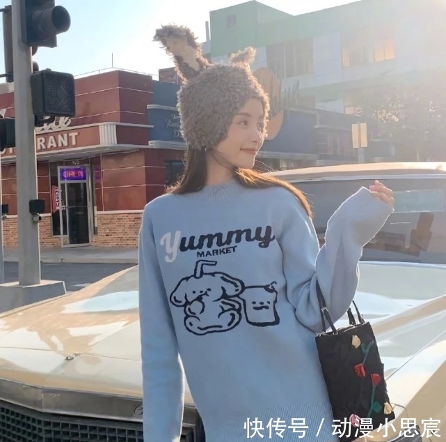 丝袜|裸色丝袜弱爆了,网上流行起“透光雪糕袜”,穿出漫画腿不是梦!