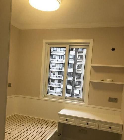 吊顶|新房装修没做吊顶，改做了很多柜子却被亲戚点赞，忍不住先晒晒