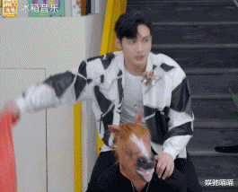 刘彰|拜托了冰箱：王嘉尔为逗笑李雪琴，让张彬彬把他当马骑；和刘彰的对话好暖心