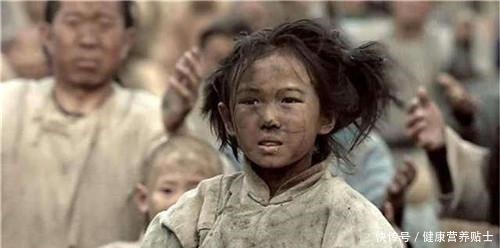 灾民买不起米,范仲淹却宣布继续涨价,灾民范大人做得好!