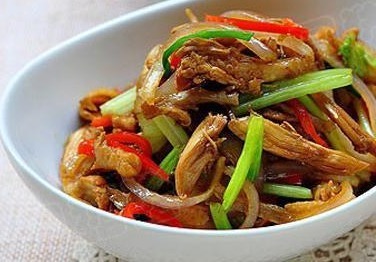 几款简单温馨的小炒菜，开胃不油腻，让吃饭变成家人最期盼的事