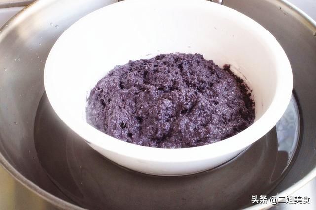 冬季碰到这谷物别错过,2块钱一斤,做蒸糕特香,家人天天吃不够