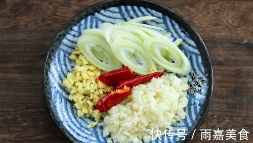 下酒菜|夏季大排档最佳下酒菜,轻松在家做,一口一个特鲜美,几块钱搞定