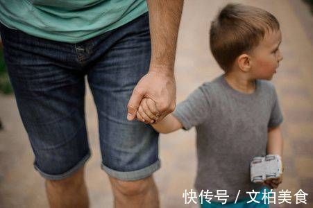 偷窥|女儿换衣服被偷窥,家长保护孩子同时,还应教会他们如何保护自己