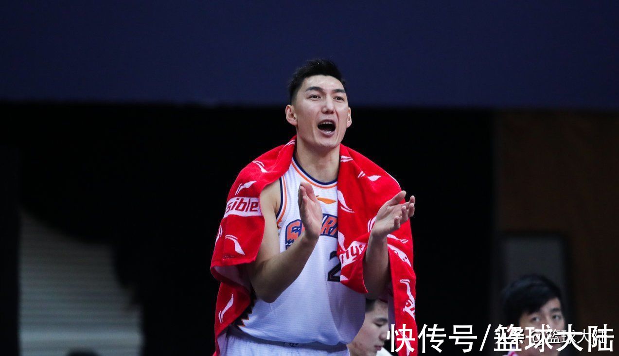 季后赛|李春江拒绝交易！CBA名将确定留队，上海男篮争冠需要他