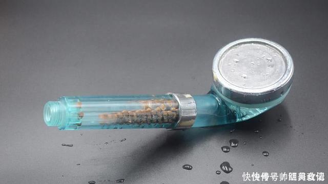 白醋|把牙膏抹到淋浴喷头上,一年省下不少钱,轻松解决亿万家庭困扰