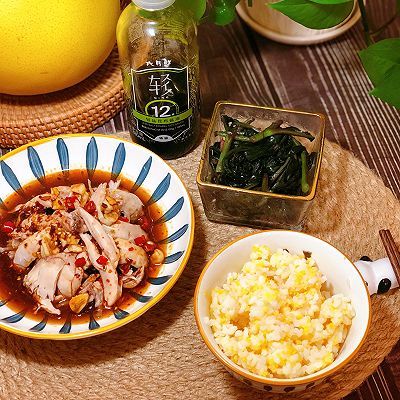 酸辣凉拌鸡腿肉