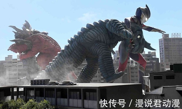 怪兽|特利迦第21集的致敬,青红恶魔再度归来,复活方式如出一辙