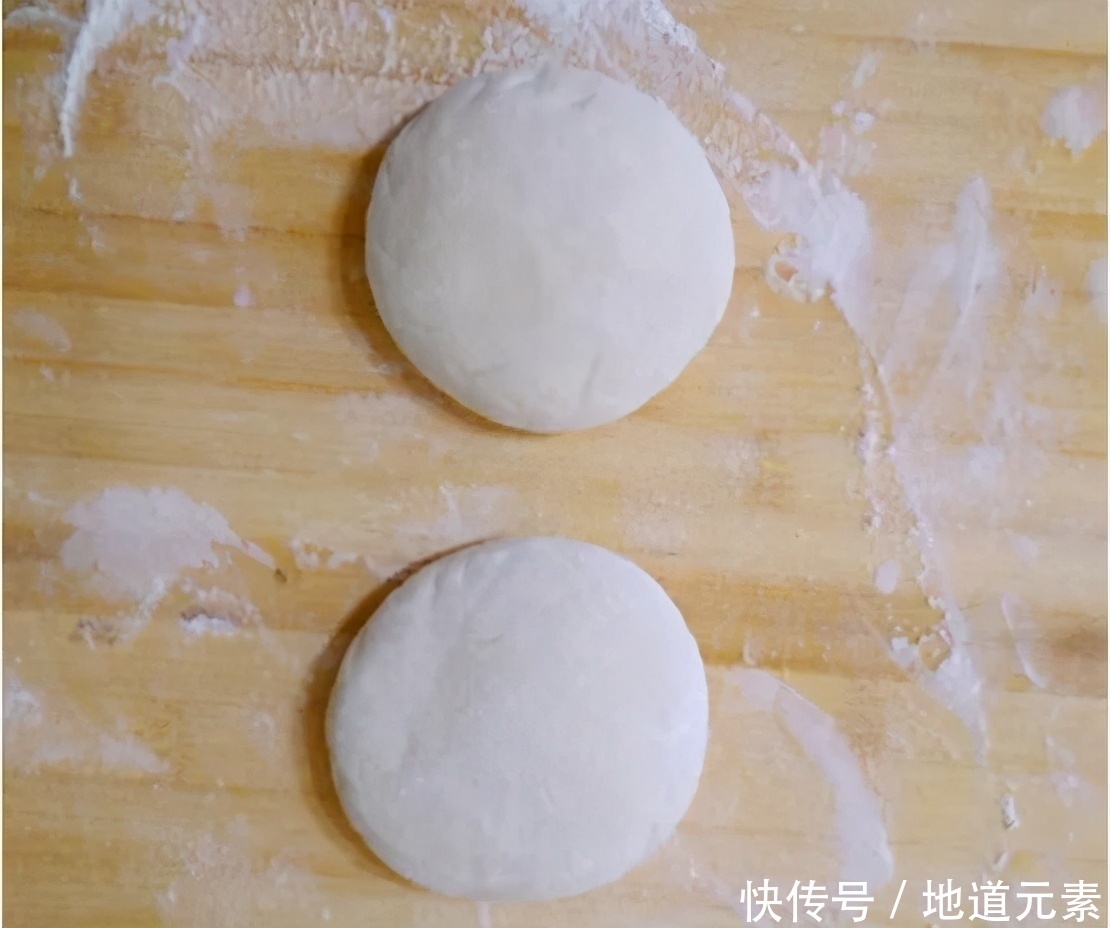 素菜合子,团团圆圆,财源滚滚,做法简单好吃又清胃