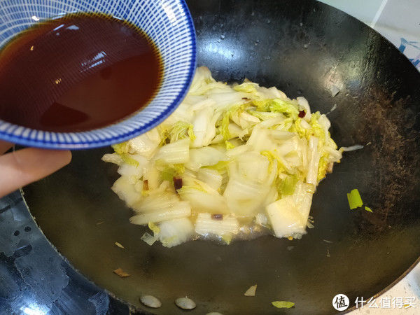 帮子|炒白菜，什么时候放醋是关键，顺序弄对了，脆爽好吃不出汤